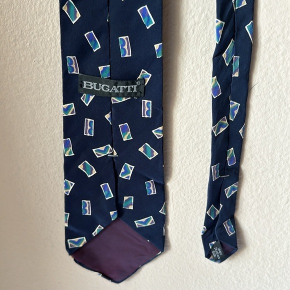 BUGATTI 100% Italian Silk Neck Tie - Picture 2 of 6